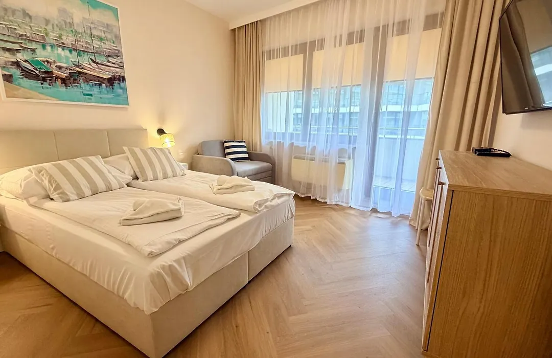 Apartamenty Promenada-Arka-1